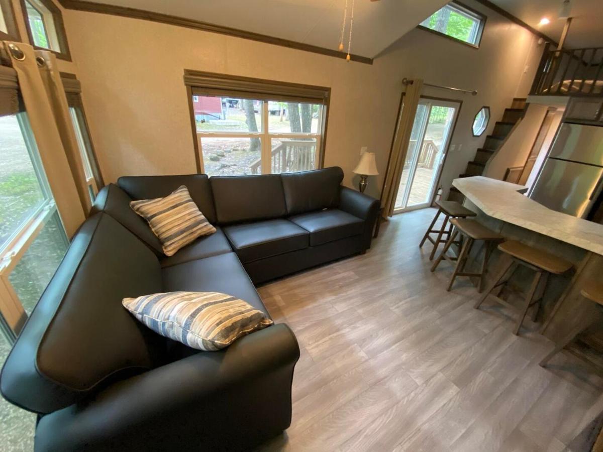 Lincolnwood Tiny House 12 Villa Birchwood Exterior photo