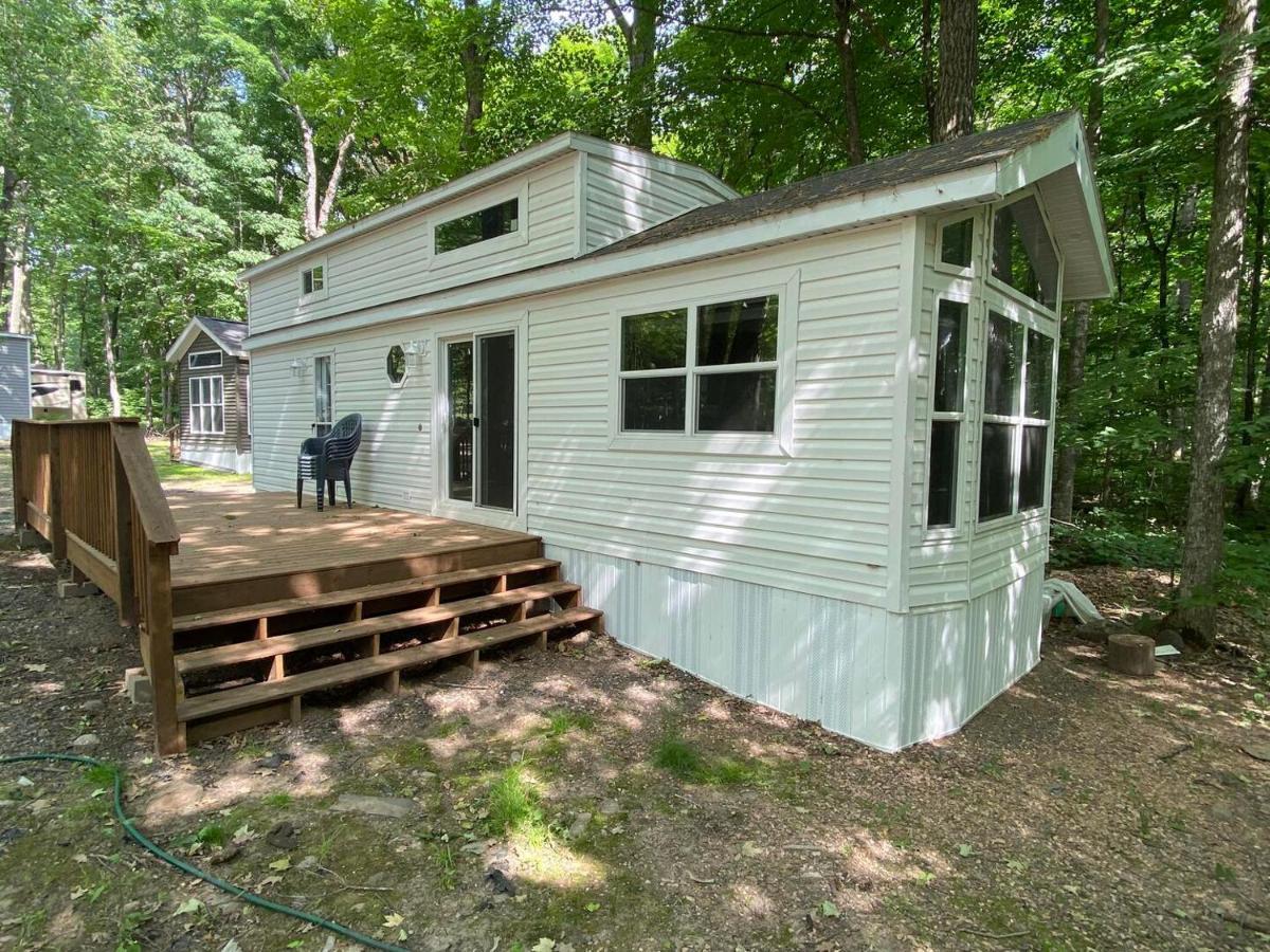 Lincolnwood Tiny House 12 Villa Birchwood Exterior photo