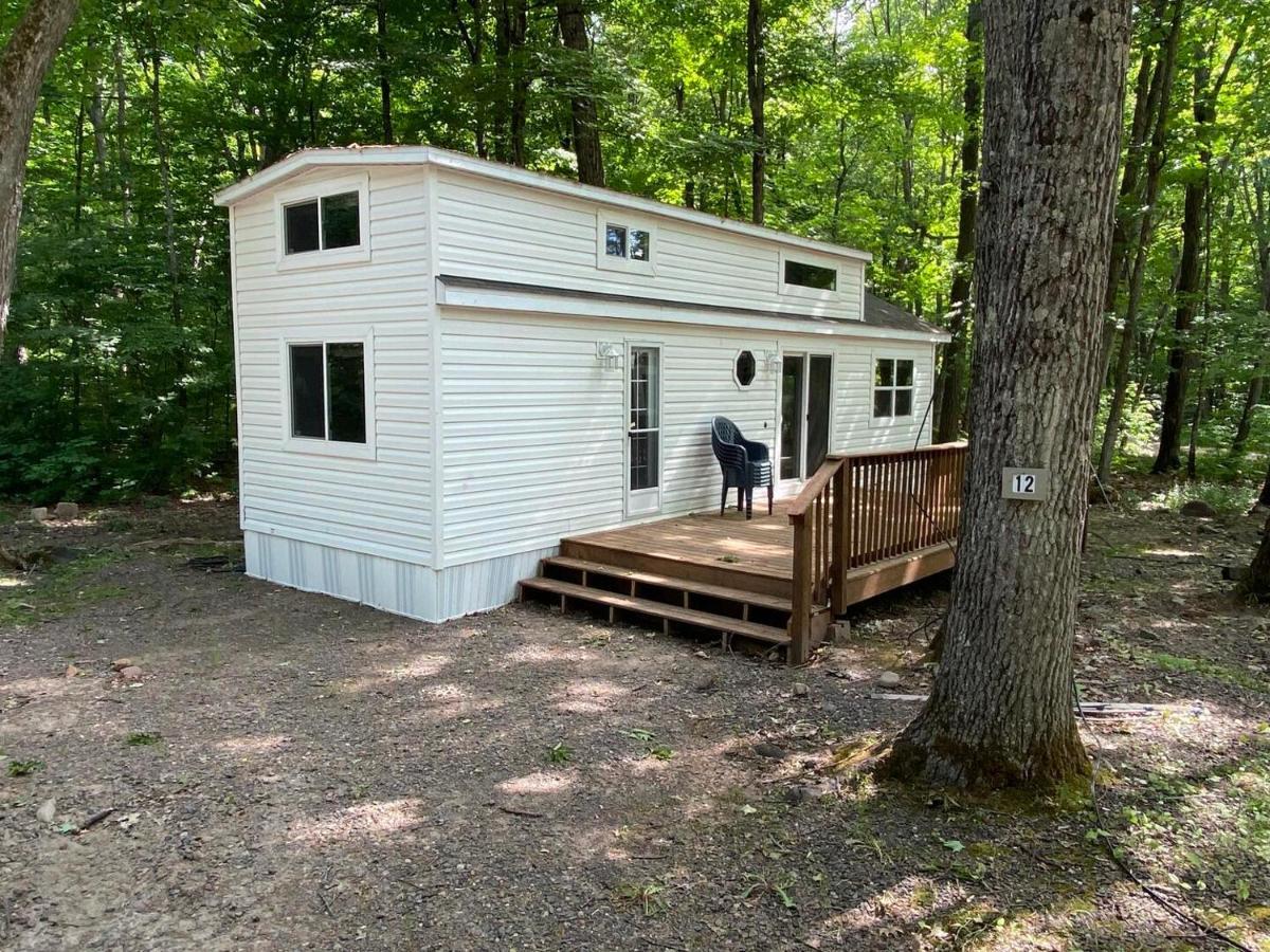 Lincolnwood Tiny House 12 Villa Birchwood Exterior photo