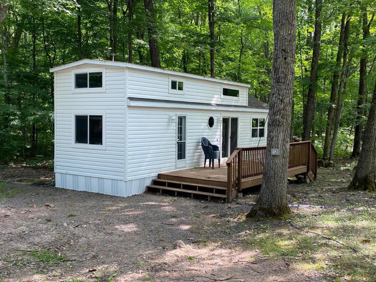 Lincolnwood Tiny House 12 Villa Birchwood Exterior photo